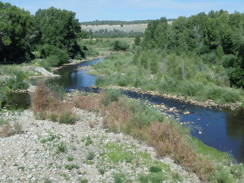 GDMBR: The Chama River zig-zag parallels US-84 to the west.